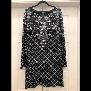 Like New White House/Black Market tunic size XL